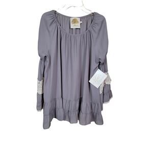 Missy Robertson by Southern House Size Large Gray Tunic Top New with Tag